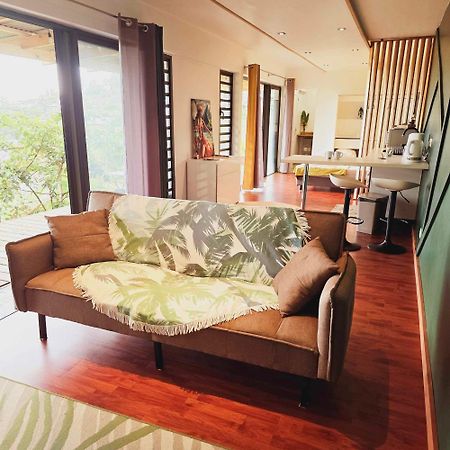 Fare Toahana, Accommodation With A Ocean View Faaa Exterior foto