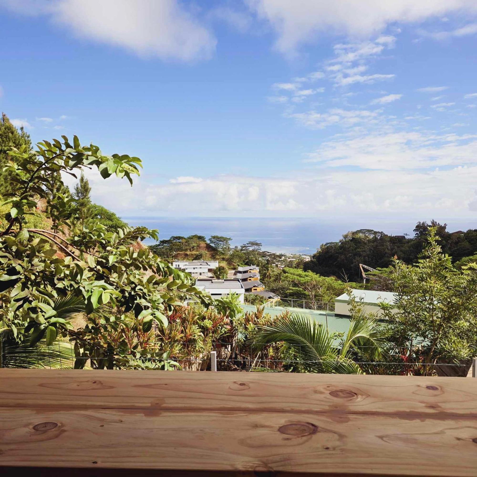Fare Toahana, Accommodation With A Ocean View Faaa Exterior foto