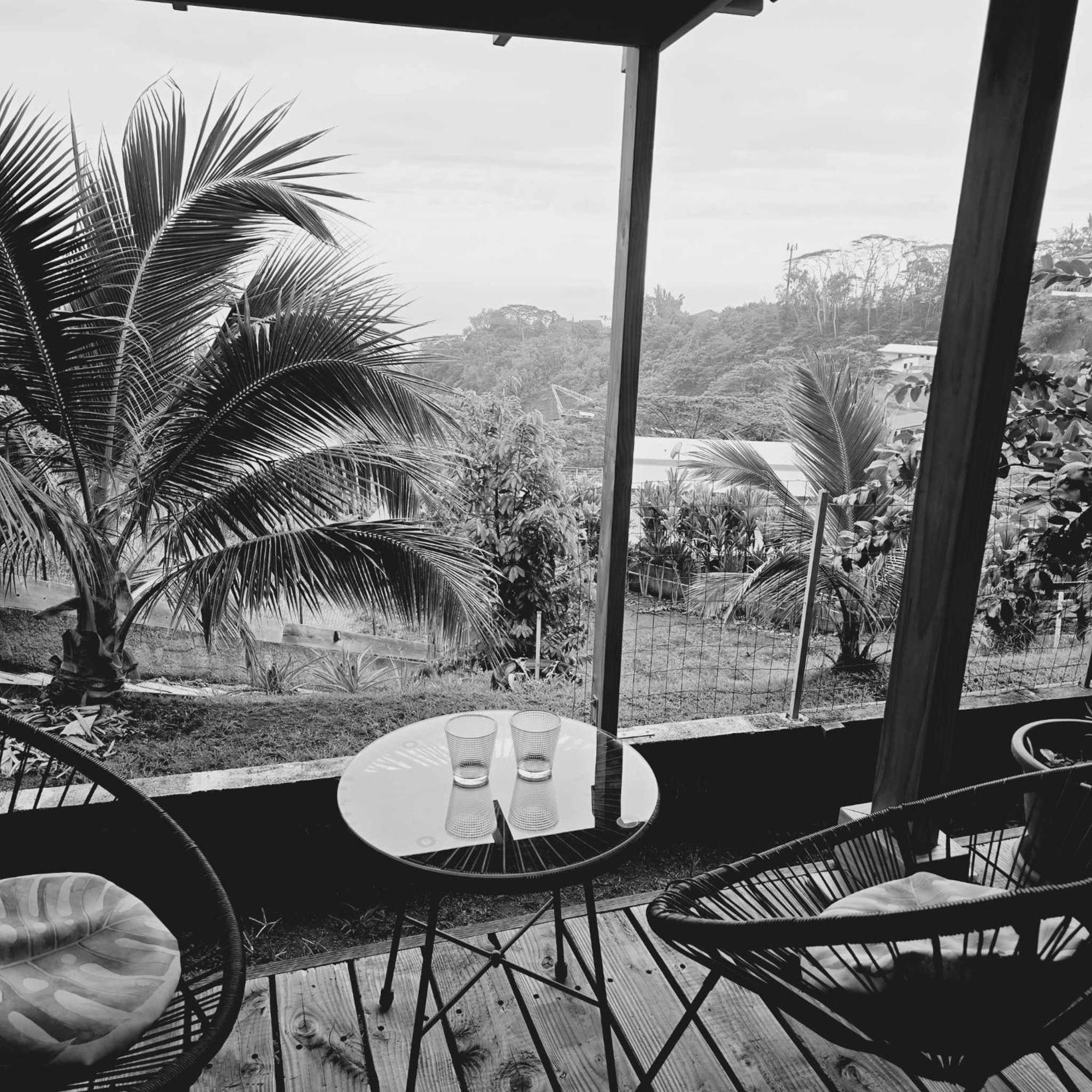 Fare Toahana, Accommodation With A Ocean View Faaa Exterior foto